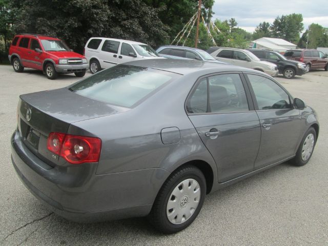 2006 Volkswagen Jetta Touring PKG RES W/nav