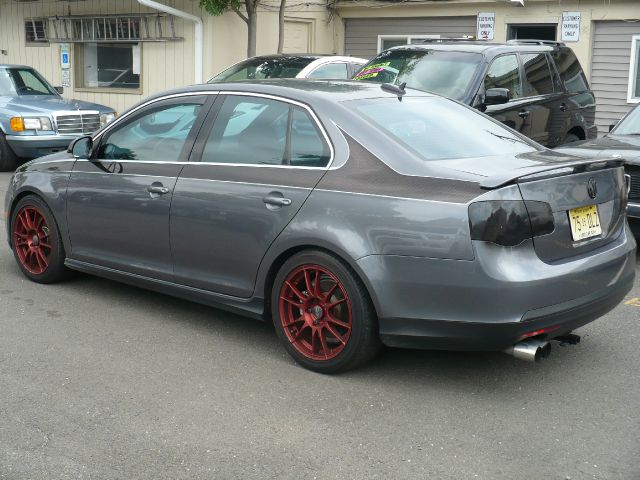 2006 Volkswagen Jetta 5.0L