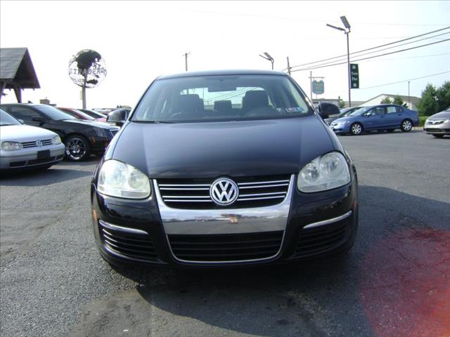 2006 Volkswagen Jetta 4DR SDN LE V6 AT