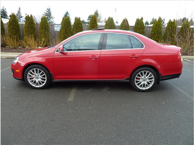 2006 Volkswagen Jetta AWD Luxury Sport