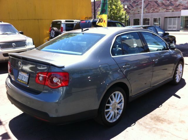 2006 Volkswagen Jetta 5.0L