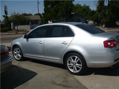 2006 Volkswagen Jetta Hard Top Convertible 2D