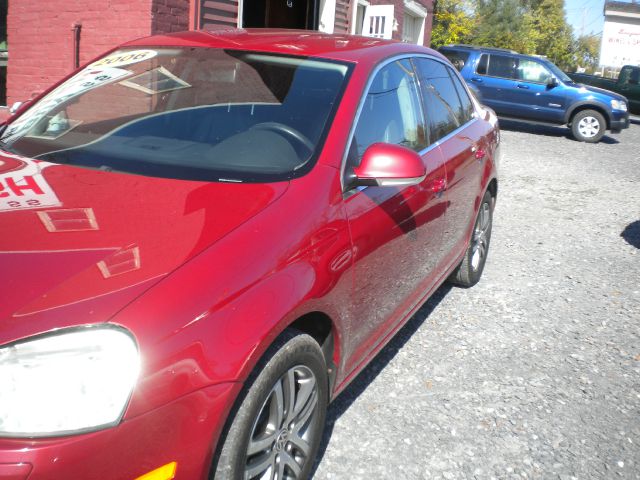 2006 Volkswagen Jetta FWD 4DR AUTO SE LTD Avail