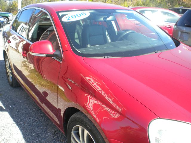 2006 Volkswagen Jetta FWD 4DR AUTO SE LTD Avail