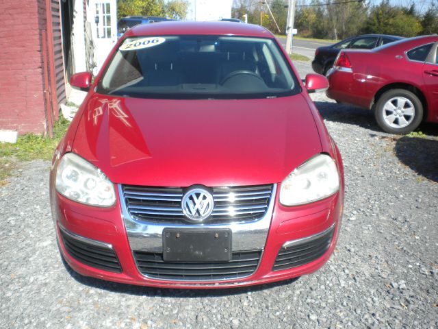 2006 Volkswagen Jetta FWD 4DR AUTO SE LTD Avail