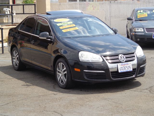 2006 Volkswagen Jetta Reg Cab 135.5 WB 4WD DRW