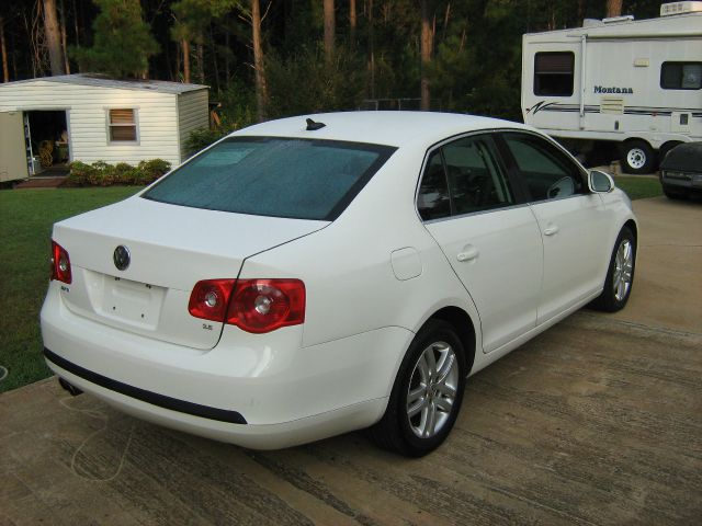 2006 Volkswagen Jetta Unknown