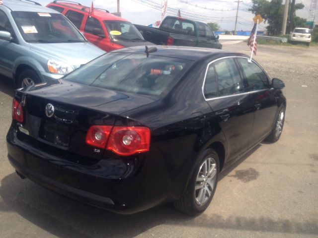 2006 Volkswagen Jetta Unknown