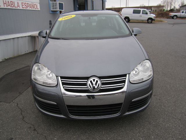 2006 Volkswagen Jetta Touring PKG RES W/nav