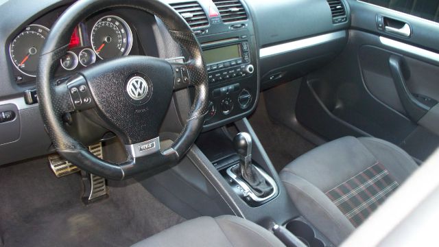 2006 Volkswagen Jetta 5.0L