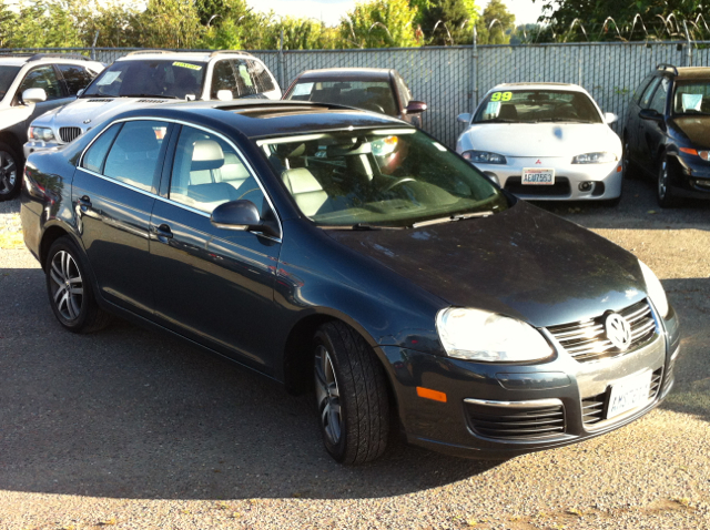 2006 Volkswagen Jetta G2500 Extended Cargo