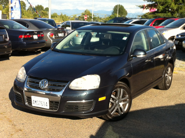 2006 Volkswagen Jetta G2500 Extended Cargo