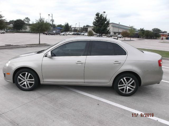 2006 Volkswagen Jetta 2dr Cabriolet Auto Quattro Premium Plus