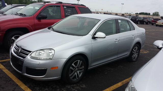 2006 Volkswagen Jetta Reg Cab 135.5 WB 4WD DRW