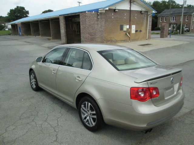 2006 Volkswagen Jetta GS-R