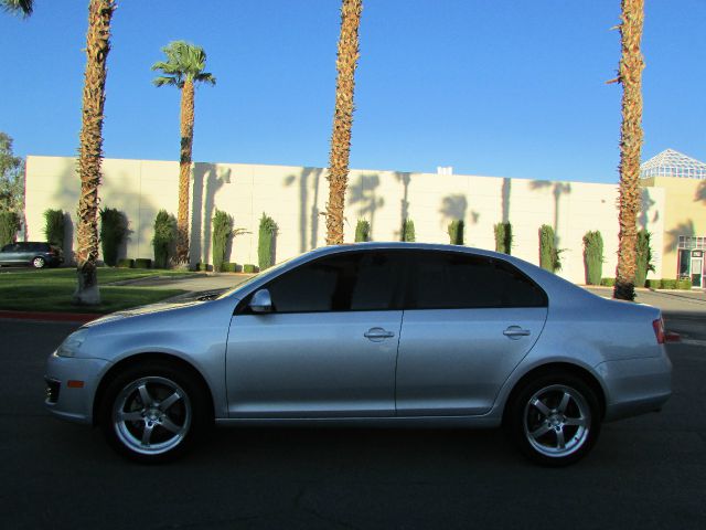 2006 Volkswagen Jetta Touring PKG RES W/nav