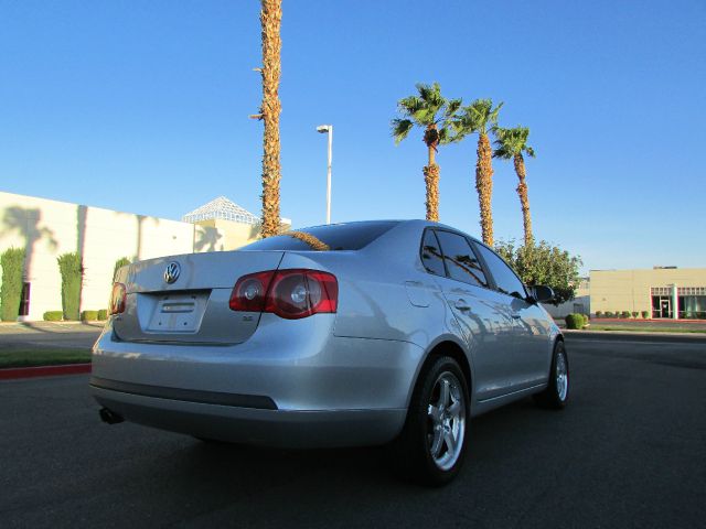 2006 Volkswagen Jetta Touring PKG RES W/nav