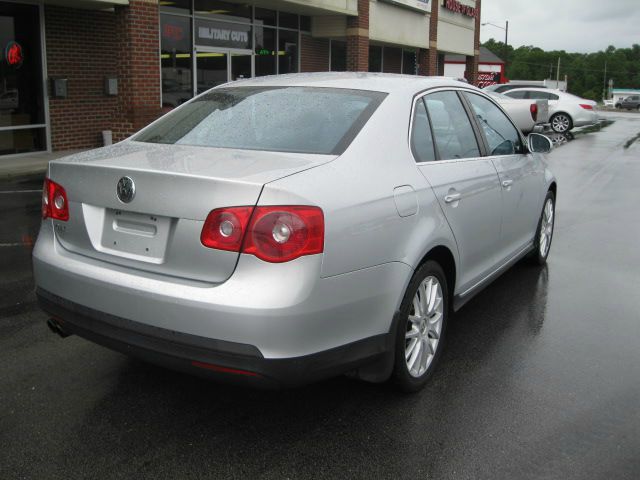 2006 Volkswagen Jetta 5.0L