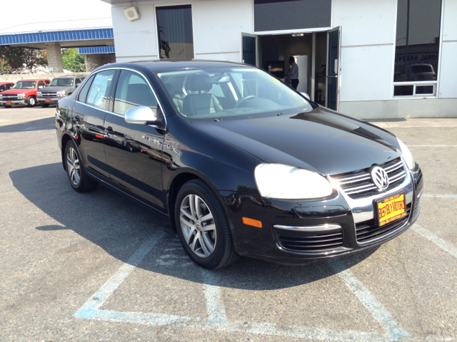 2006 Volkswagen Jetta Reg Cab 135.5 WB 4WD DRW