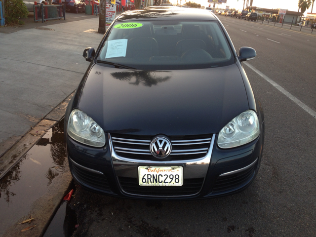 2006 Volkswagen Jetta Reg Cab 135.5 WB 4WD DRW