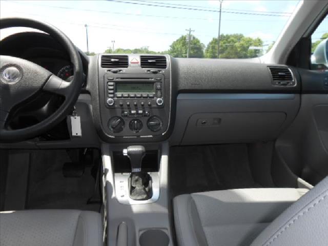 2006 Volkswagen Jetta Silverado LS Z71