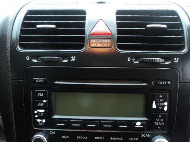 2006 Volkswagen Jetta CD With MP3