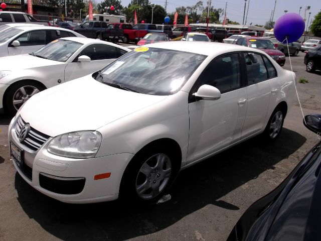 2007 Volkswagen Jetta 4dr Wgn SEL Premium