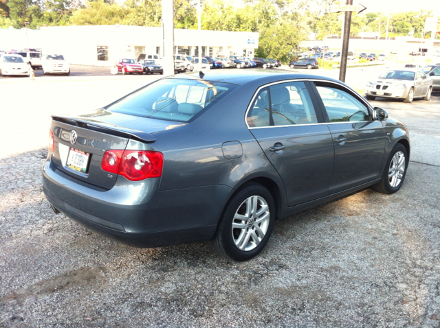 2007 Volkswagen Jetta Supercharged Notchback