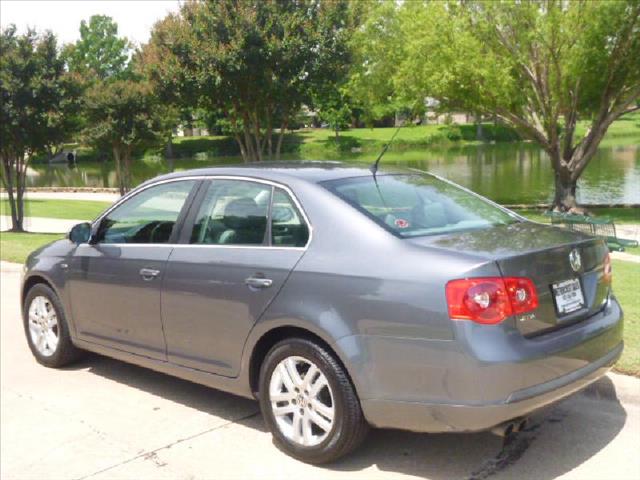 2007 Volkswagen Jetta Supercharged Notchback