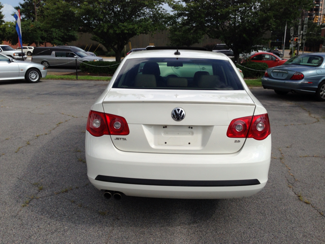 2007 Volkswagen Jetta QUAD CAB Sport 1500 Down