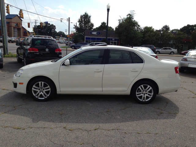 2007 Volkswagen Jetta QUAD CAB Sport 1500 Down