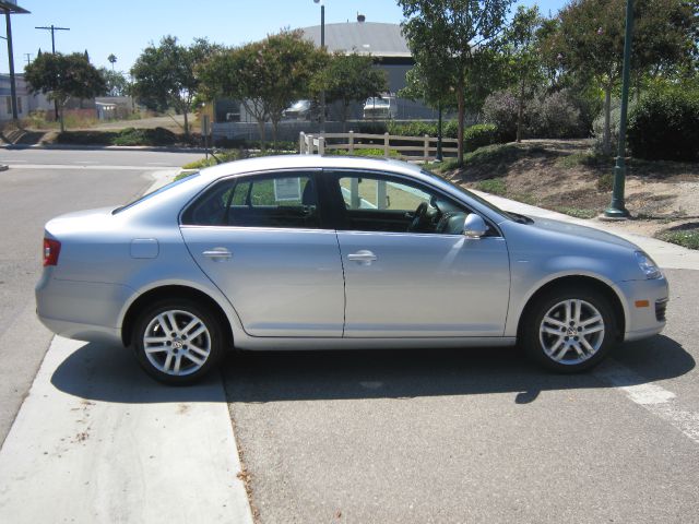 2007 Volkswagen Jetta Touring W/res W/navi