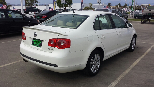 2007 Volkswagen Jetta Touring W/res W/navi