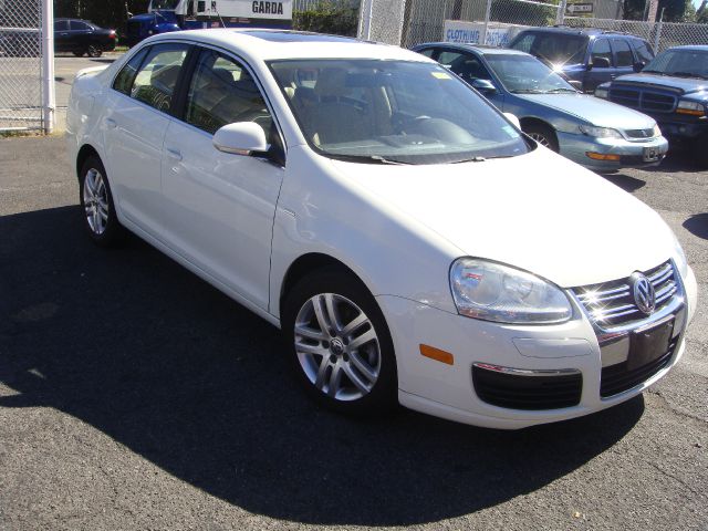 2007 Volkswagen Jetta Touring W/res W/navi