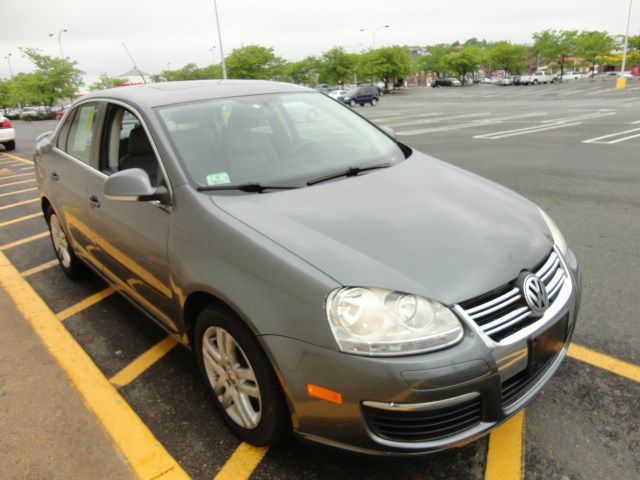 2007 Volkswagen Jetta Supercharged Notchback