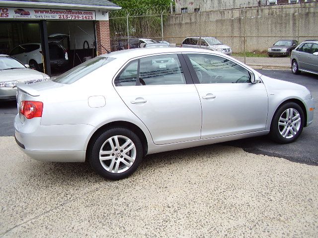 2007 Volkswagen Jetta Touring W/res W/navi