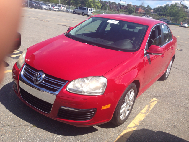 2007 Volkswagen Jetta Reg Cab 112 WB 4WD SLT