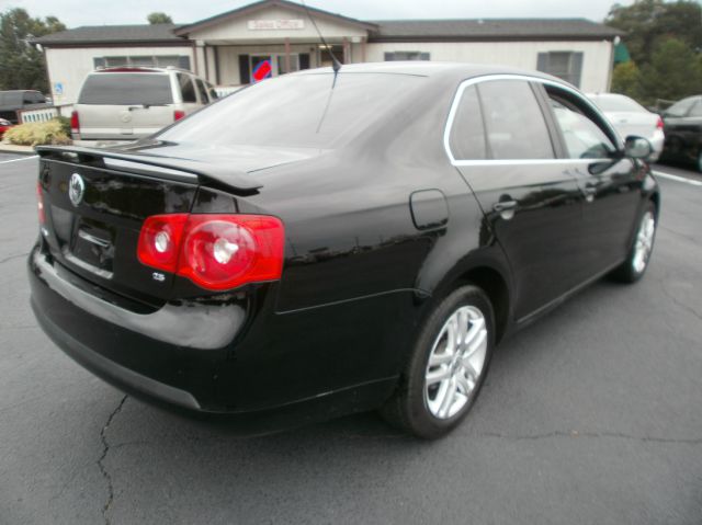 2007 Volkswagen Jetta Supercharged Notchback