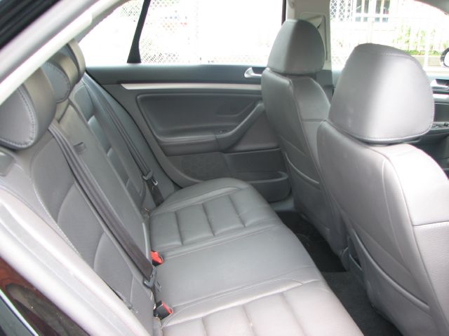 2007 Volkswagen Jetta LT A CV AUTO