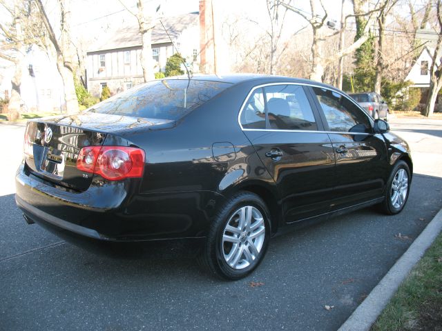 2007 Volkswagen Jetta Touring W/res W/navi