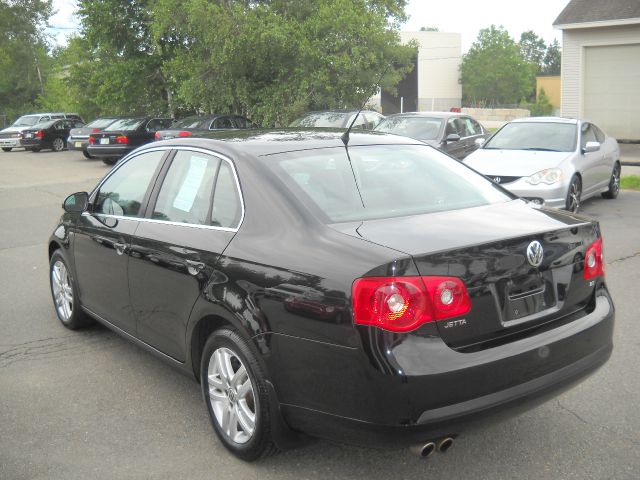 2007 Volkswagen Jetta Touring W/res W/navi