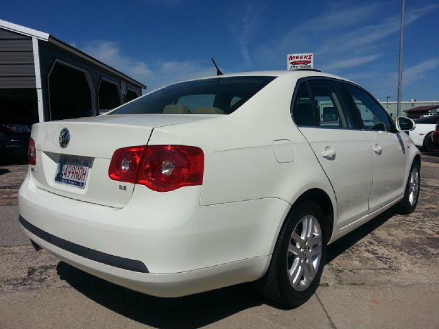 2007 Volkswagen Jetta E350 Coupe AMG Sport WE Finance