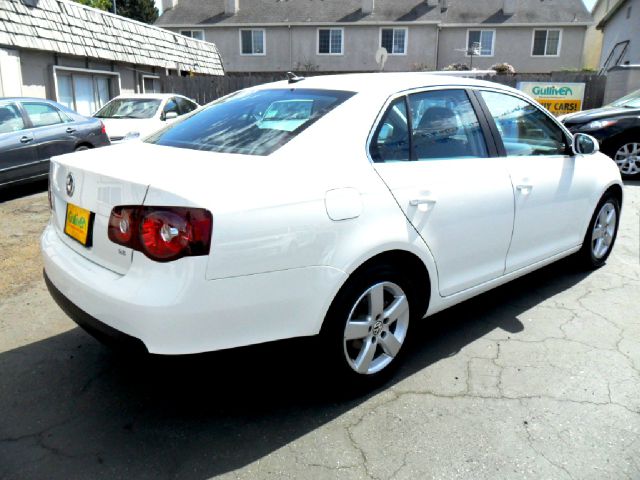 2008 Volkswagen Jetta Supercharged Notchback