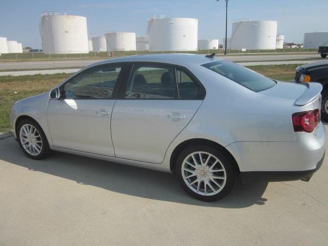 2008 Volkswagen Jetta Supercharged Notchback