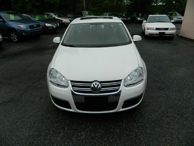 2008 Volkswagen Jetta Supercharged Notchback