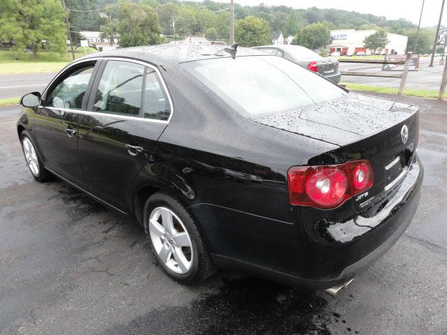 2008 Volkswagen Jetta Supercharged Notchback