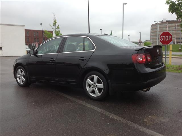 2008 Volkswagen Jetta Supercharged Notchback