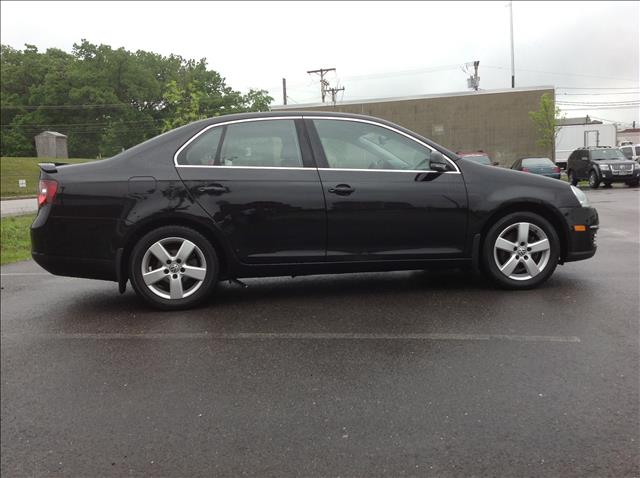 2008 Volkswagen Jetta Supercharged Notchback