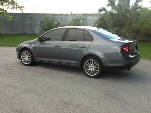 2008 Volkswagen Jetta Supercharged Notchback