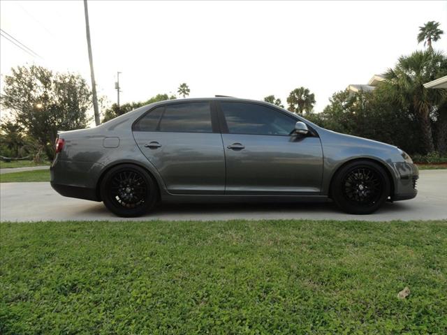 2008 Volkswagen Jetta Supercharged Notchback